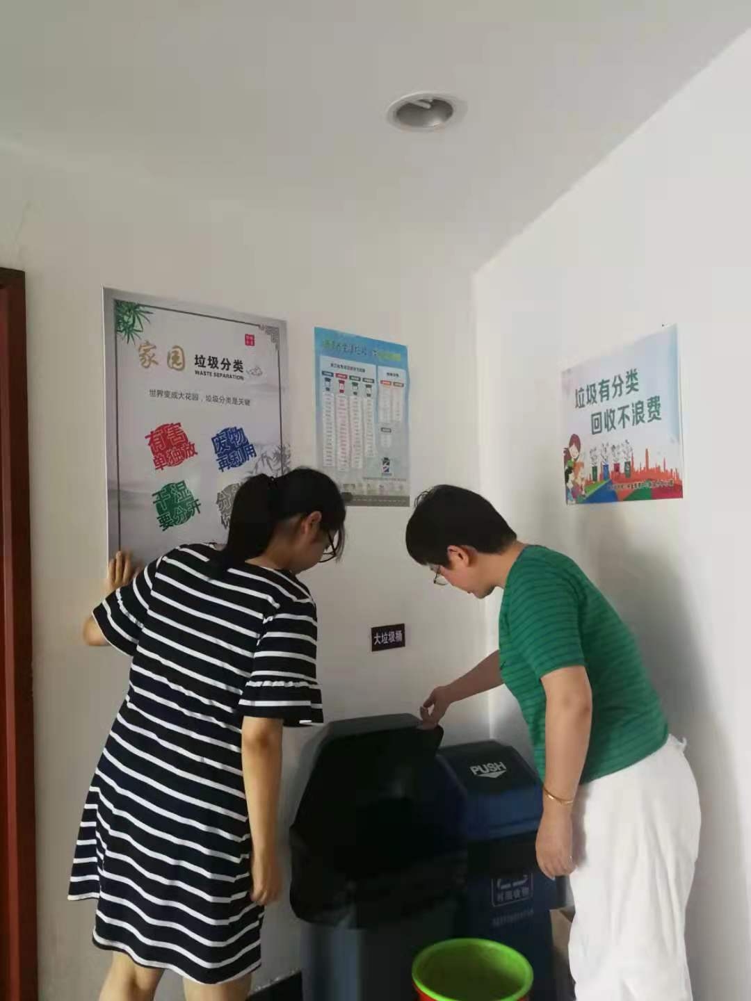 最新高价回收公积金卡联系方式方法分析(最方便真实的公积金回收本金是什么意思?方法)